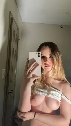 ehexcy's Profile Photo