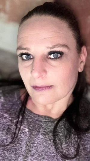 ej6059318, 35 years old from United States