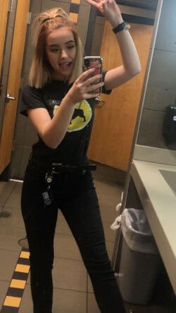 eliza_hr3's Profile Photo