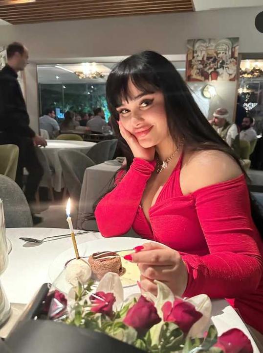 enofate, 24 years old from Switzerland