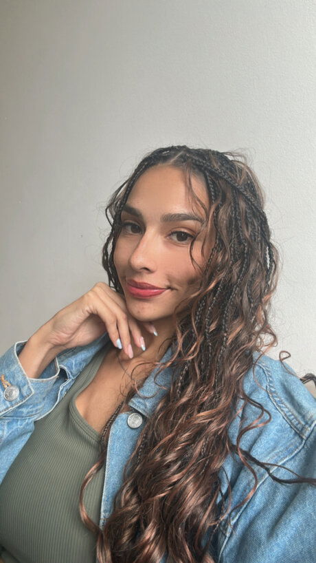 fanito, 21 years old from United Kingdom