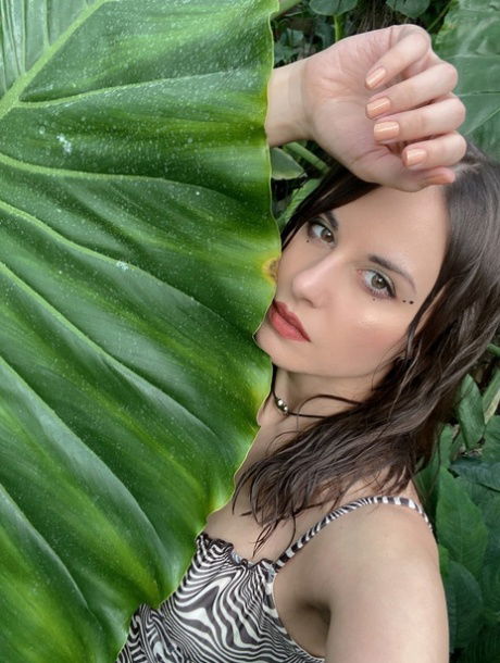 fevafih277, 20 years old from Canada