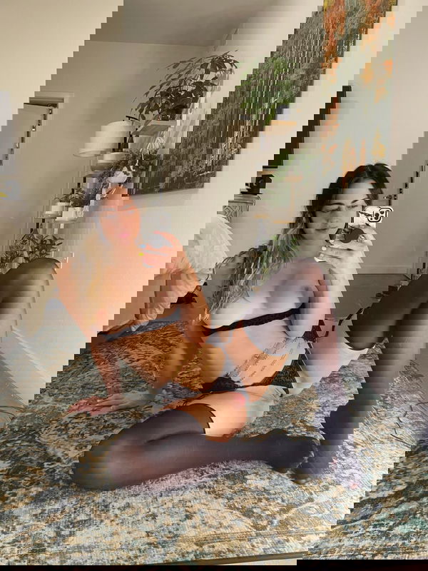 fibosi9428, 23 years old from Saint Helena