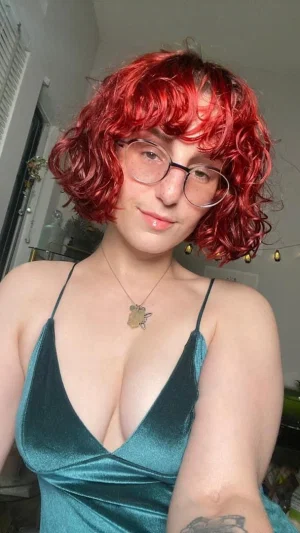 flora11, 30 years old from United States