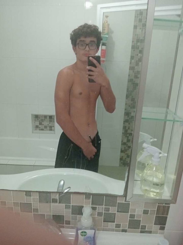 gibsonmason647, 19 years old from Australia