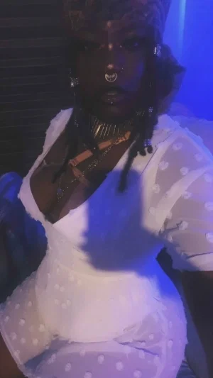 goddessbnwoofin's Profile Photo