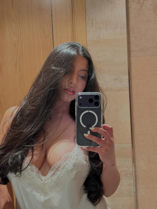 hallie8978, 21 years old from United States