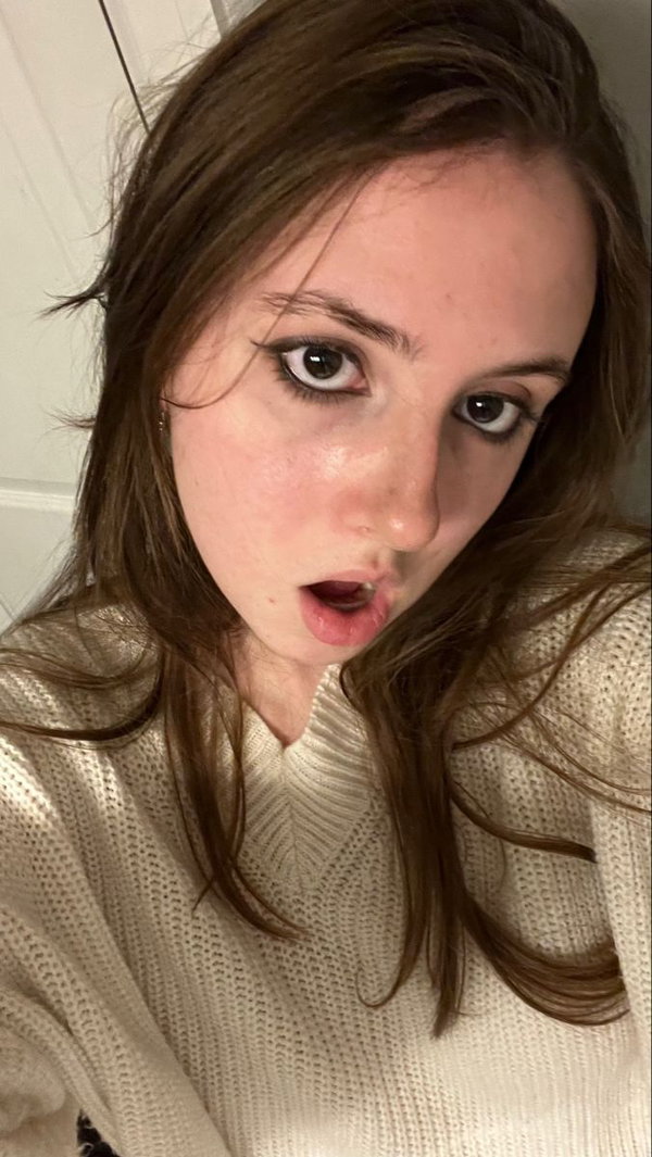 hayley54646, 24 years old from United Kingdom
