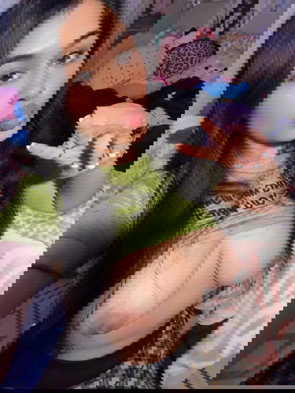 hayribrow, 19 years old from United States