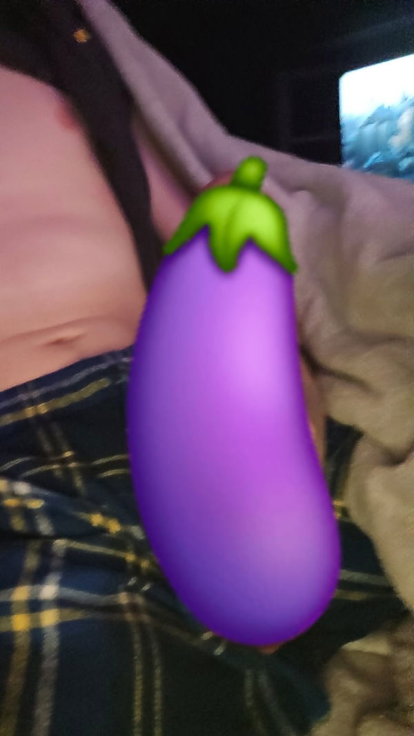 hekcddhe, 24 years old from United States