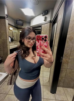helen6186's Profile Photo