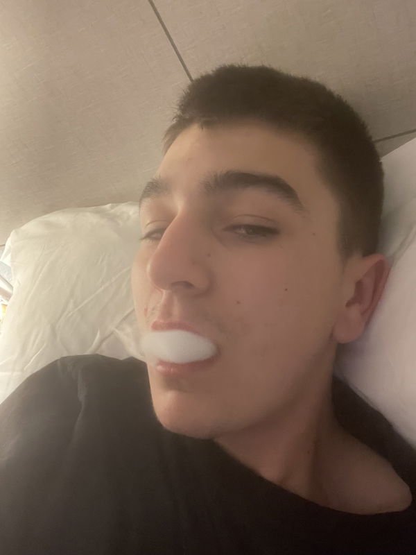 hevi709, 18 years old from United States