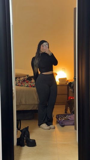 hornygirl69's Profile Photo