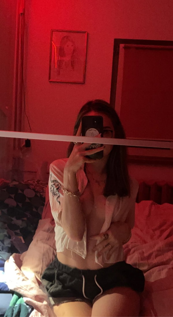 htty4x, 20 years old from United States