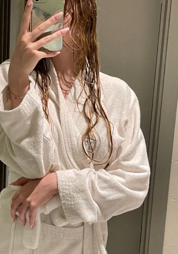 igfytzdhgz424, 25 years old from United States