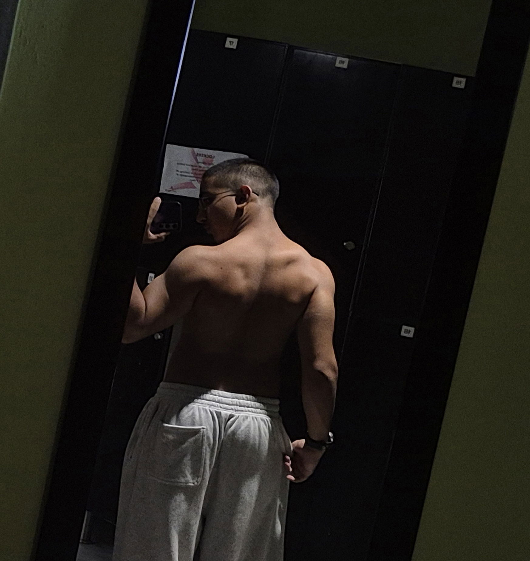 ilovefeet's Profile Photo