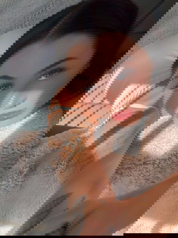 irqsrv7idl, 19 years old from United Kingdom