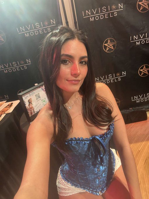 isabellaromero534's Profile Photo