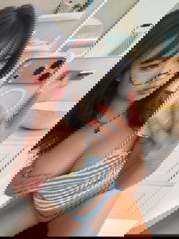 ittoosin, 23 years old from United States