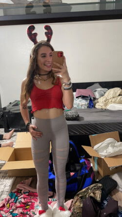 j_precious2459's Profile Photo