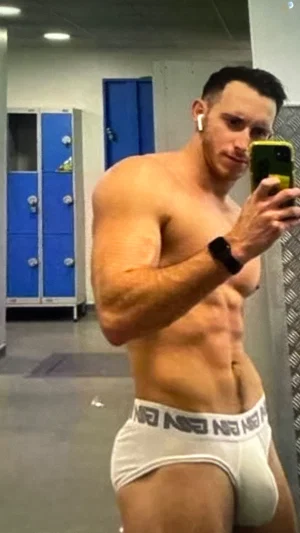 jason569, 20 years old from United States