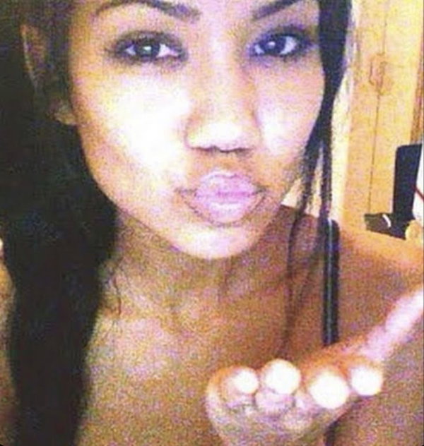 jazminecuffin64, 19 years old from Bahamas