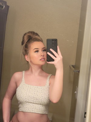 jinijem325's Profile Photo
