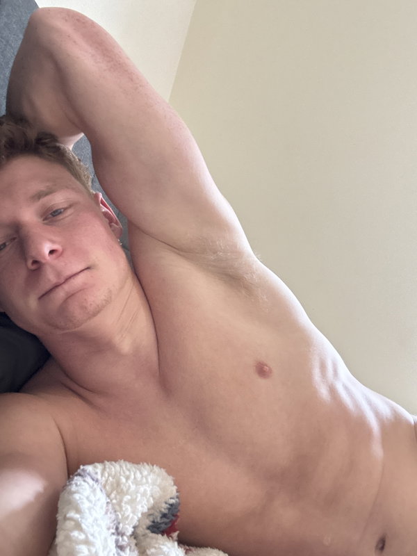 johnsmith23260000, 18 years old from United States