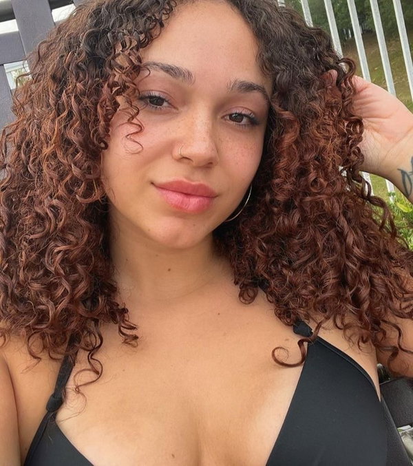 jolahew660, 29 years old from Canada