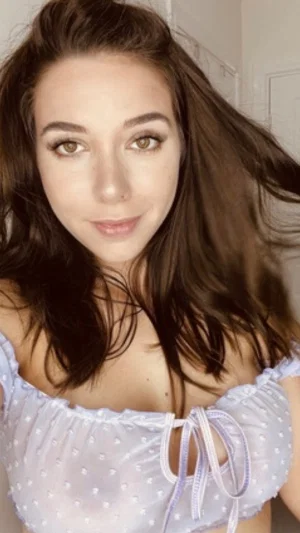 joyceadriana192's Profile Photo