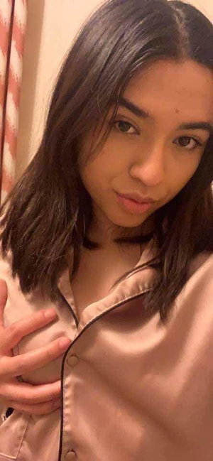 joycelola650's Profile Photo