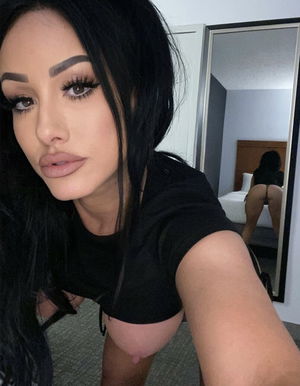 juicypu3118's Profile Photo