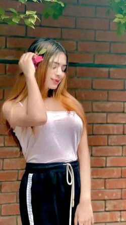 julie8090's Profile Photo