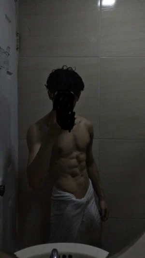kaan0102, 19 years old from United Kingdom