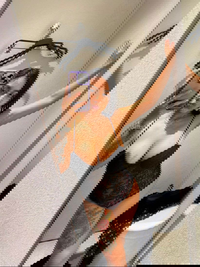 Karo73499's Profile Photo