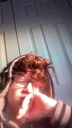 kng0, 18 years old from United States