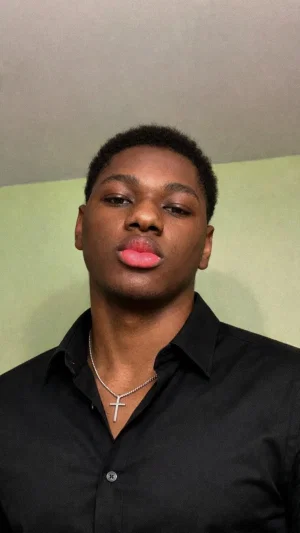 kyriewilson1818's Profile Photo