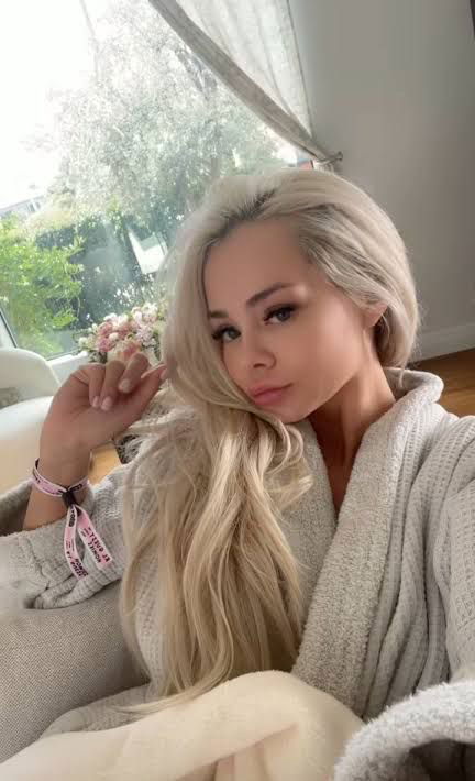 Leiyna2, 21 years old from United States