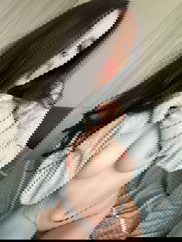 Lili845, 22 years old from United States