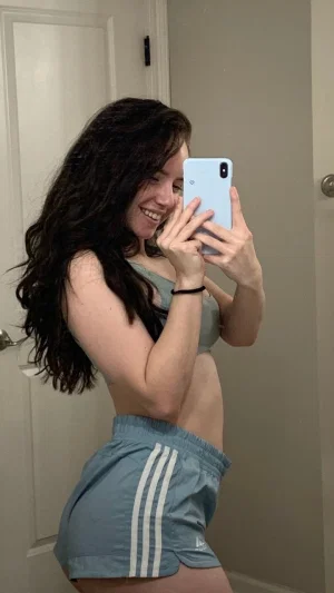 lisaqueenn2954's Profile Photo