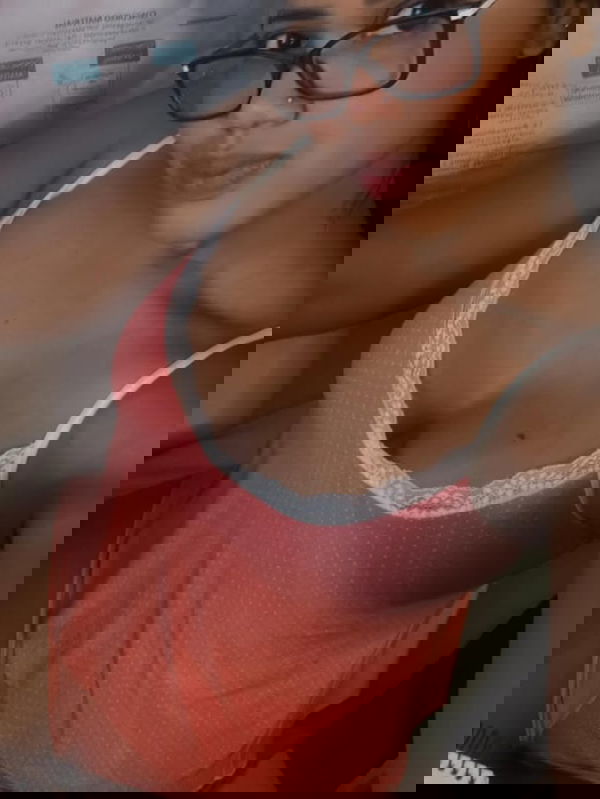 lisesix170, 19 years old from United Kingdom