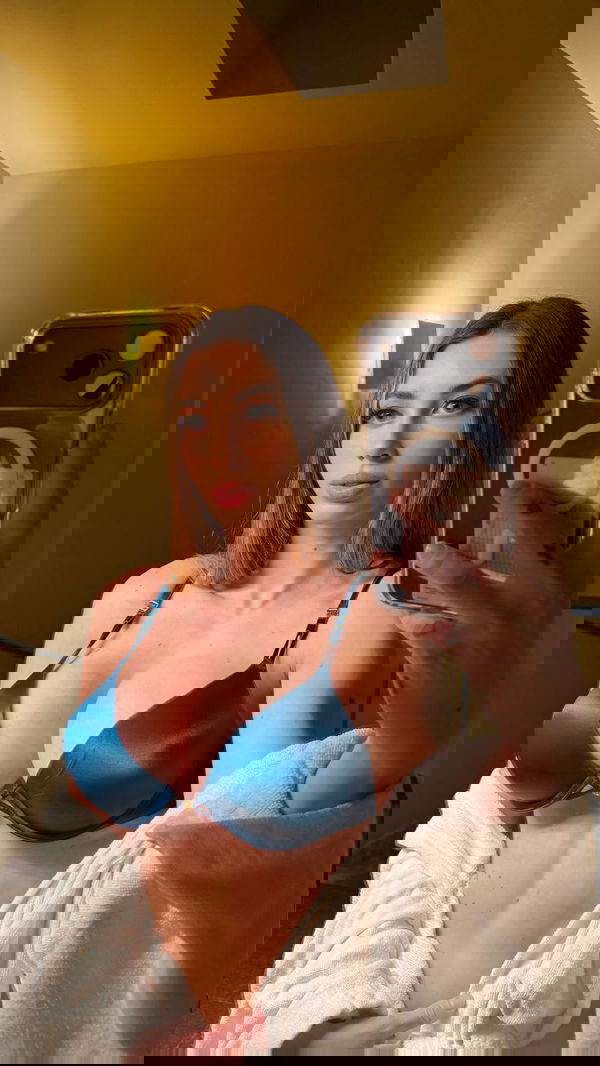 Lucy8098, 25 years old from Germany