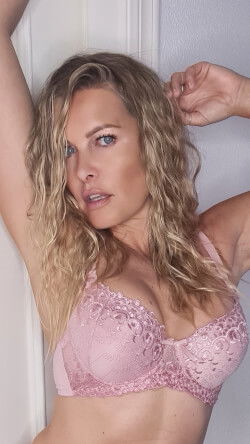 luna_xcam's Profile Photo