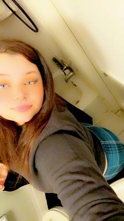 luvshayxo, 23 years old from United States