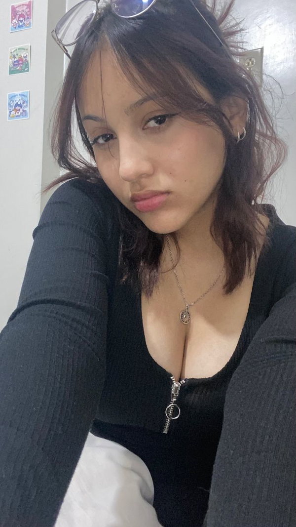 madalyn5478, 20 years old from United Kingdom