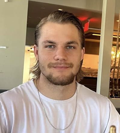 MakeMeCum, 20 years old from United States