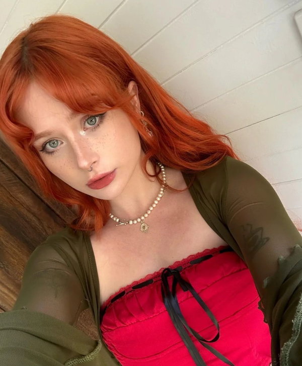 mariapitt2300, 25 years old from United States