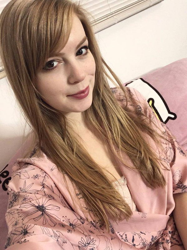 mariel, 20 years old from United Kingdom