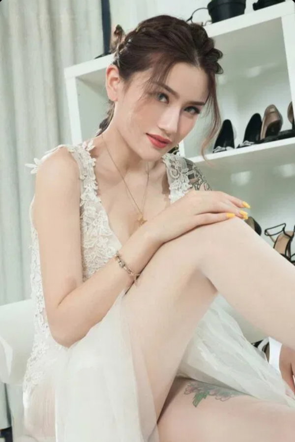 mezodogu, 21 years old from United States