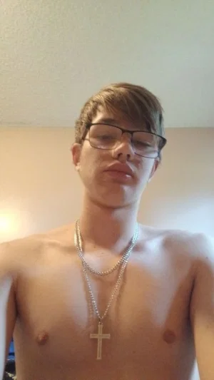 micahbutcher334, 18 years old from United States